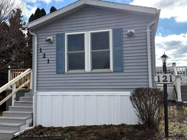 121 PHEASANT RIDGE CIRCLE, LANCASTER, PA 17603