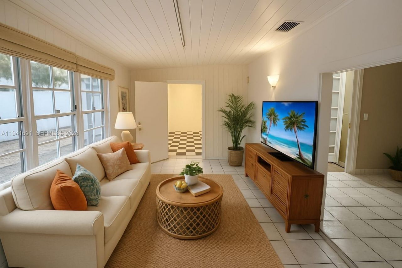 3015 SW 24th Ter, Miami, FL 33145 Photo