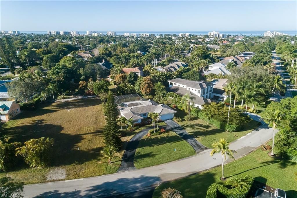 700 Bow Line Dr, Naples, FL 34103 Photo