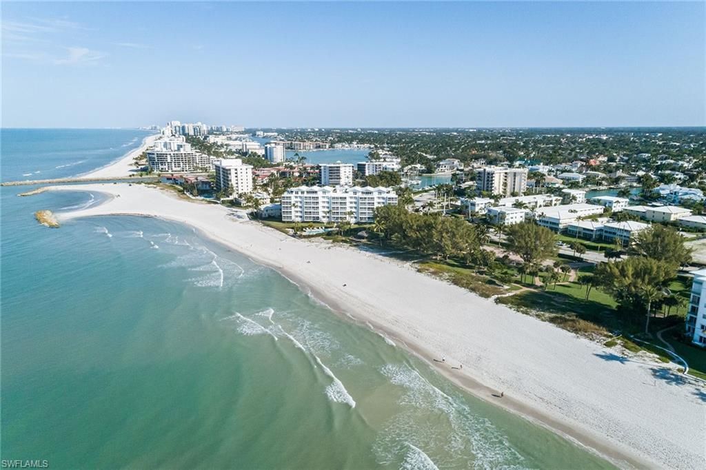 700 Bow Line Dr, Naples, FL 34103 Photo