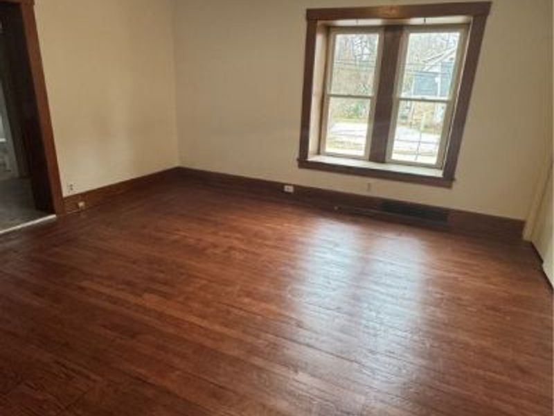 541 Park Avenue, Unit 1, Kent, OH 44240 Photo 2