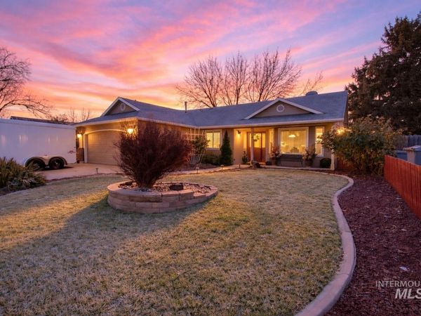 9249 W Carousel St, Boise, ID 83709