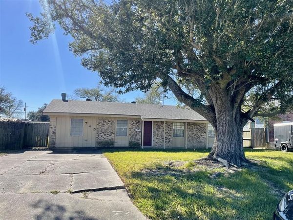 745 Morningside Drive, Lake Charles, LA 70605