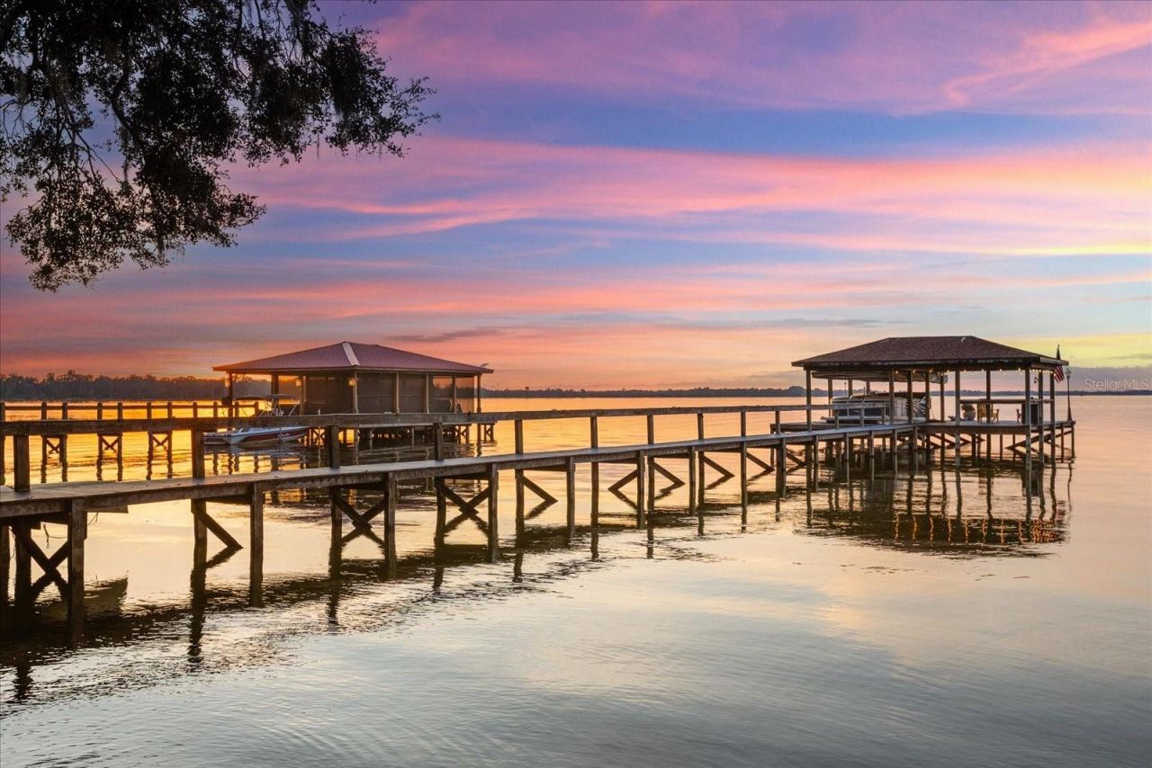 15815 Acorn Circle, Tavares, FL 32778 Photo