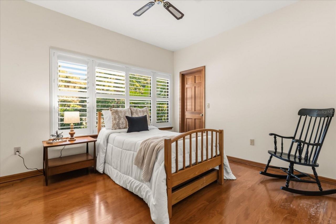 15815 Acorn Circle, Tavares, FL 32778 Photo