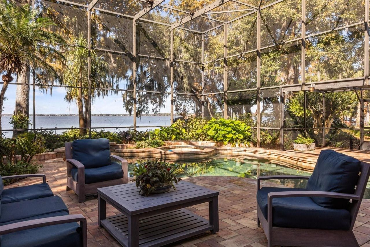 15815 Acorn Circle, Tavares, FL 32778 Photo