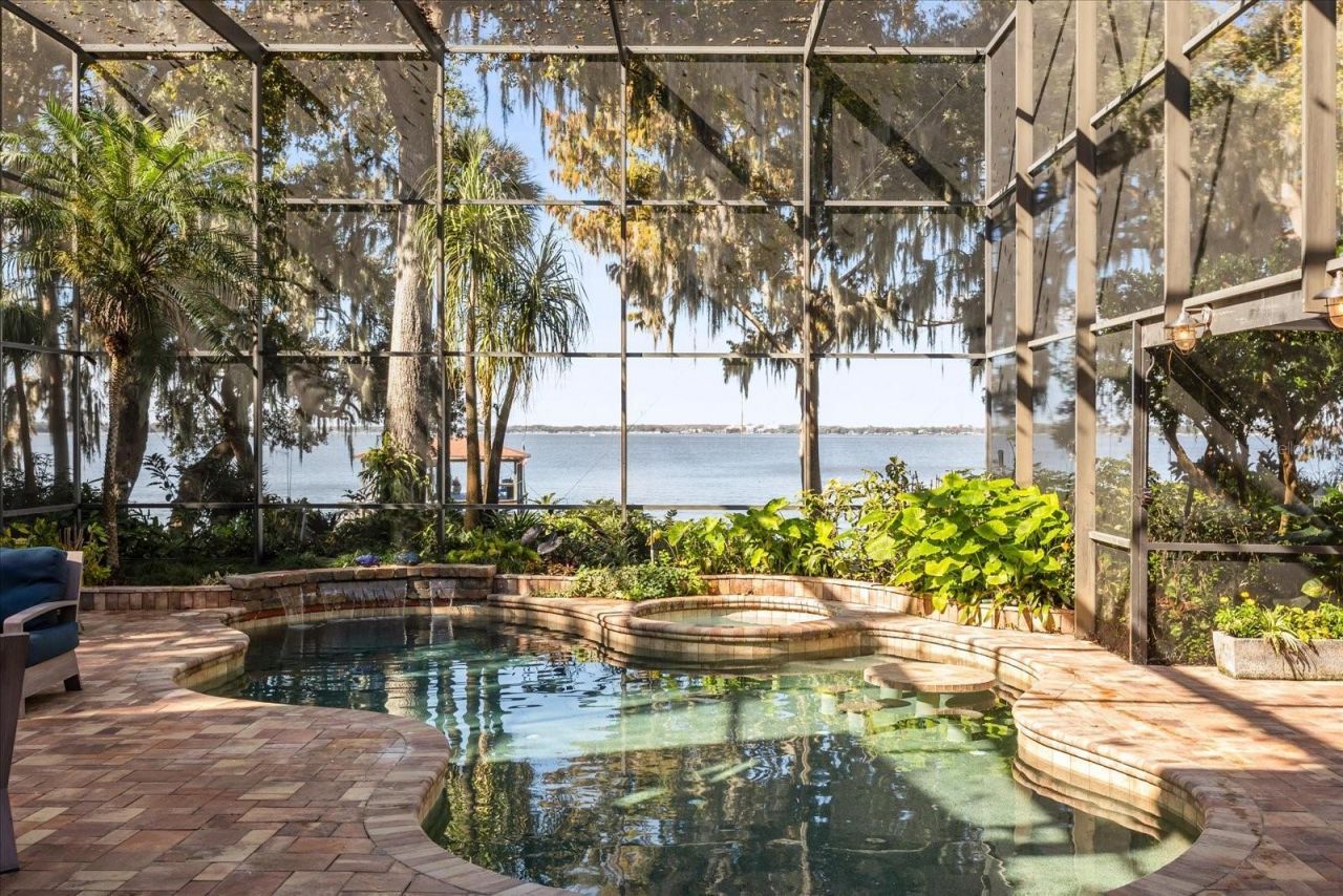 15815 Acorn Circle, Tavares, FL 32778 Photo