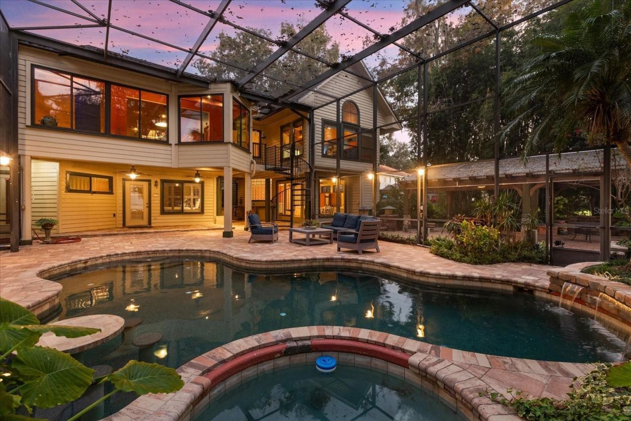 15815 Acorn Circle, Tavares, FL 32778 Photo