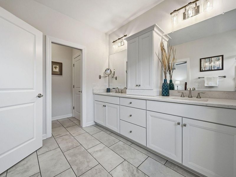 7660 Gateway Boulevard, Powell, OH 43065 Photo 14