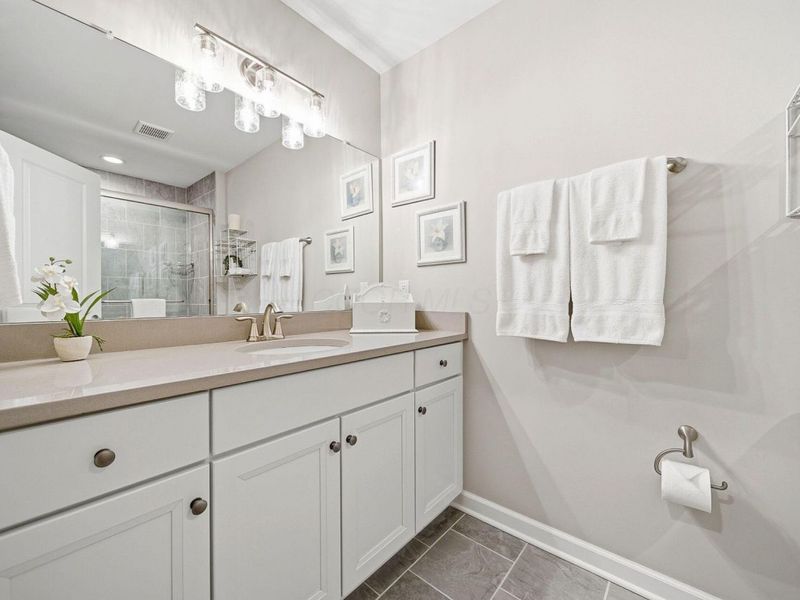 7660 Gateway Boulevard, Powell, OH 43065 Photo 26