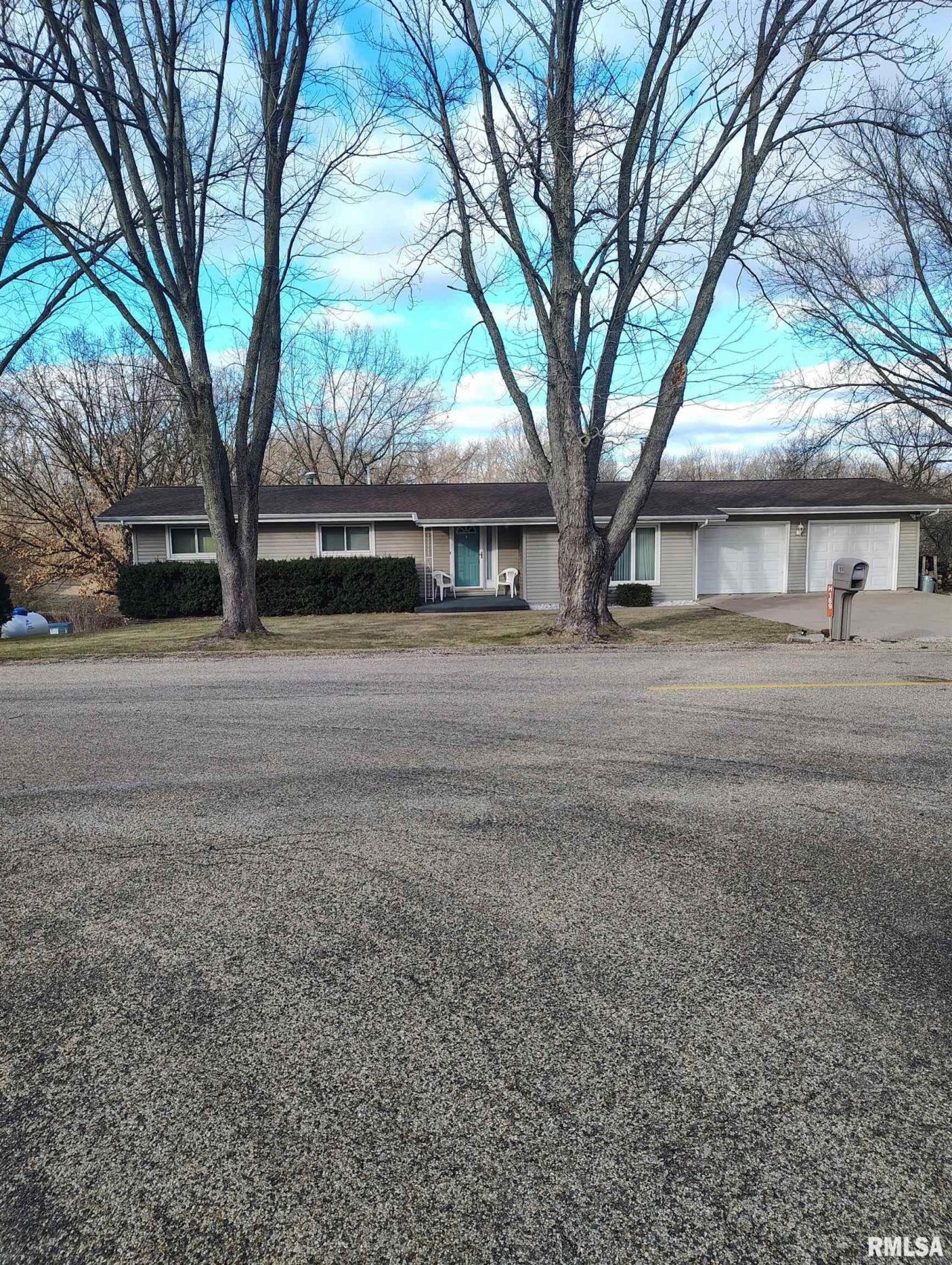 189 Hopewell Drive, Sparland, IL 61565 Main Photo