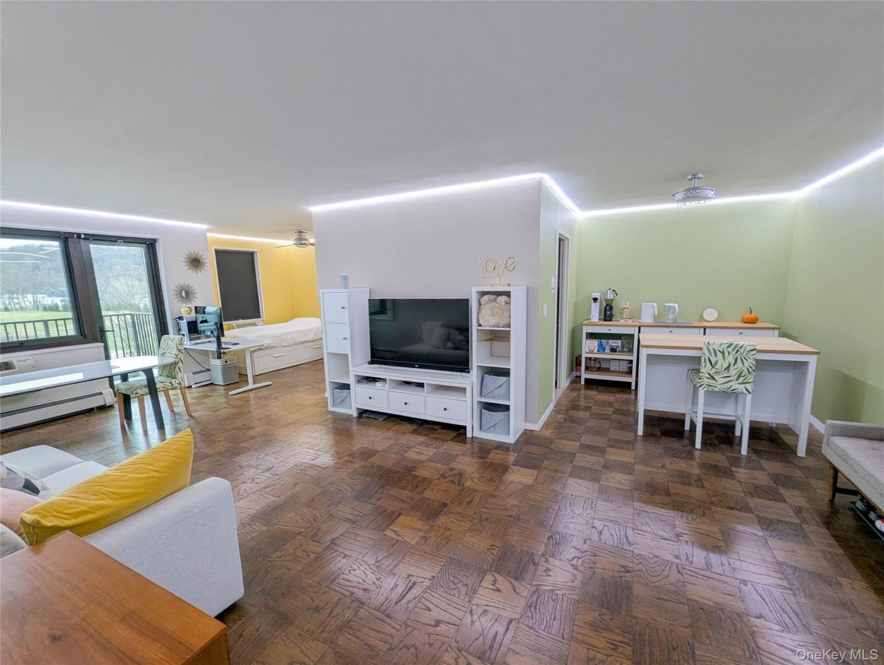 100 E Hartsdale Avenue, Unit 4JE, Hartsdale, NY 10530 Main Photo