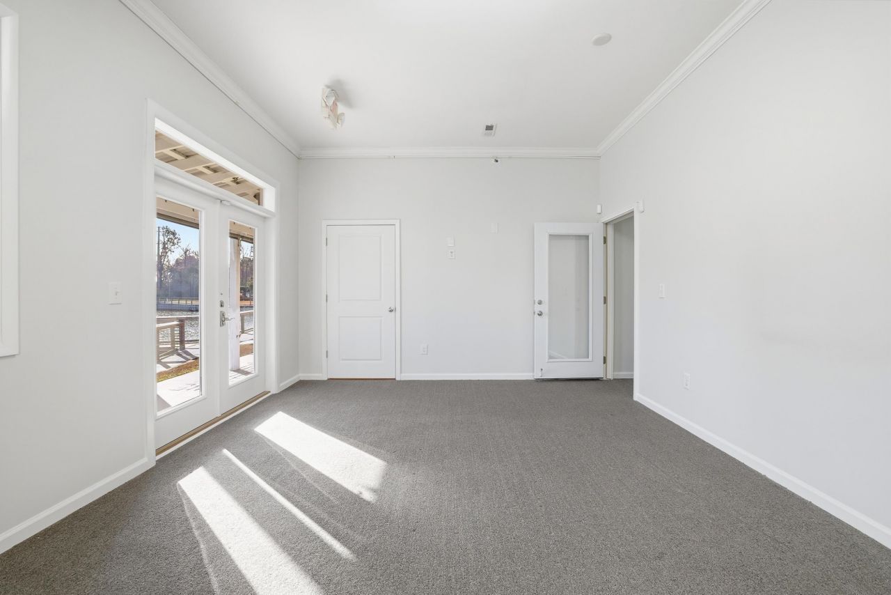 277 Willbrook Blvd. Photo 24