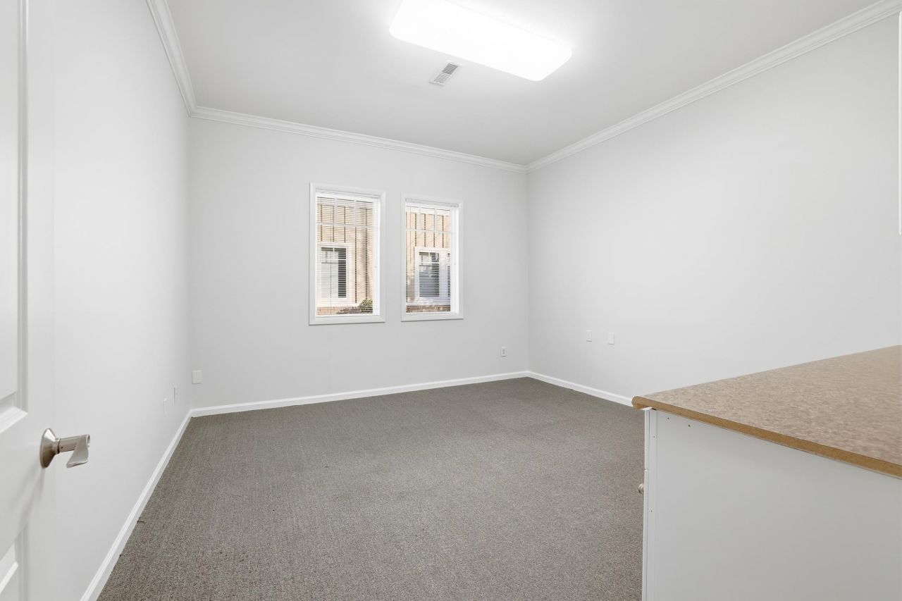 277 Willbrook Blvd. Photo 26