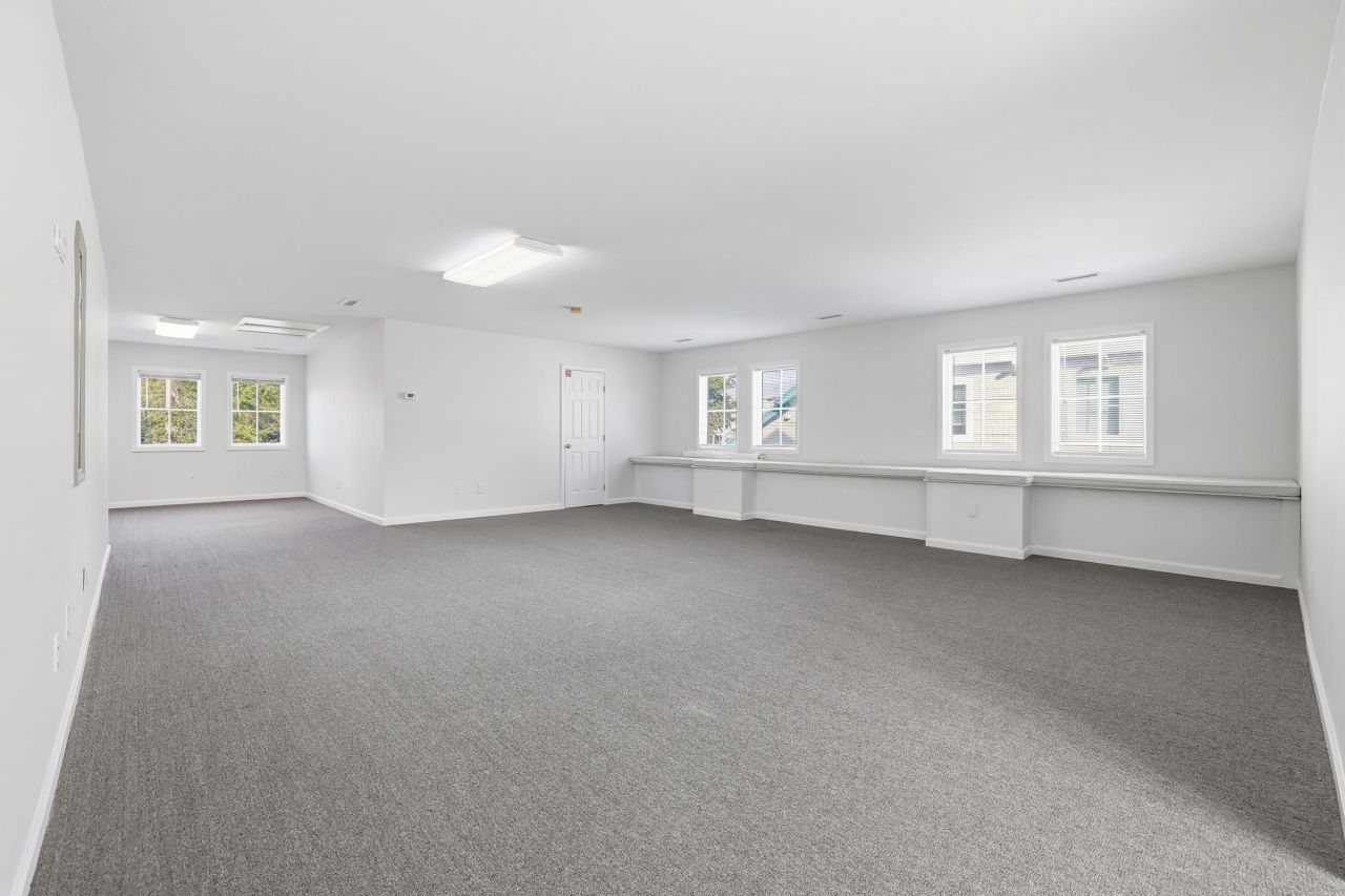 277 Willbrook Blvd. Photo 31