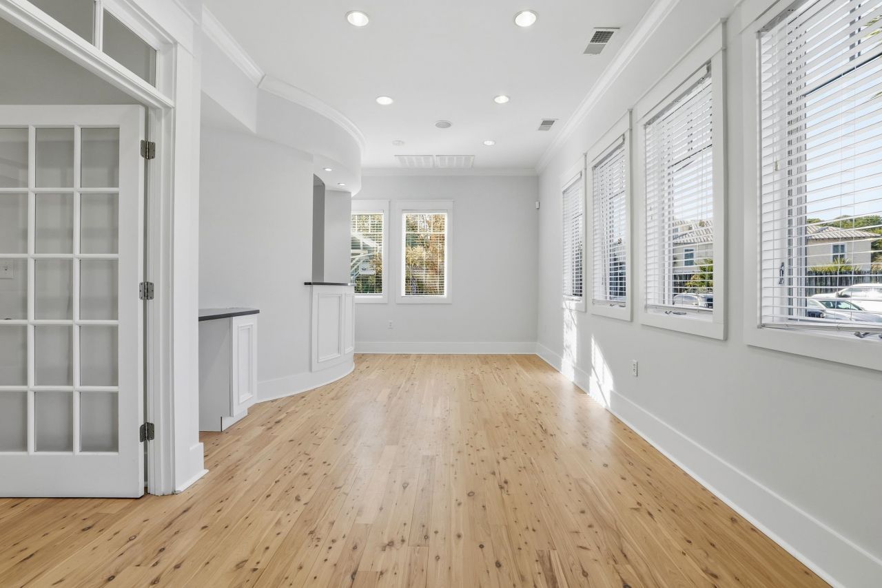 277 Willbrook Blvd. Photo 4