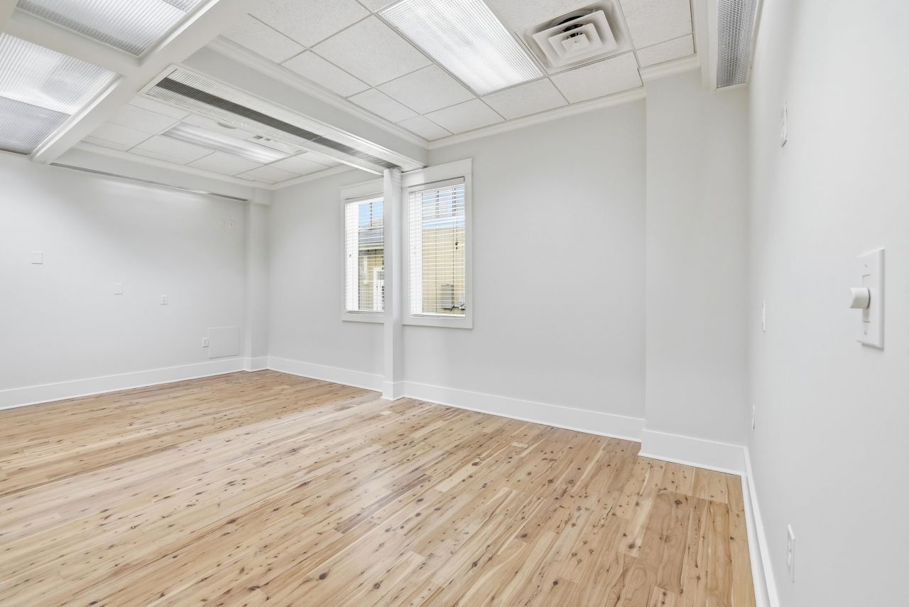 277 Willbrook Blvd. Photo 9