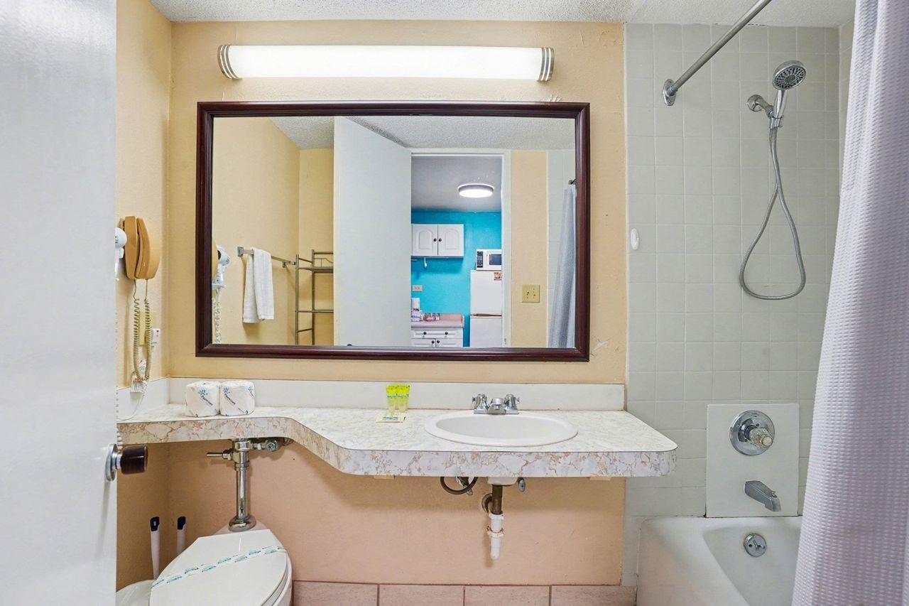 6803 N Ocean Blvd. Photo 13