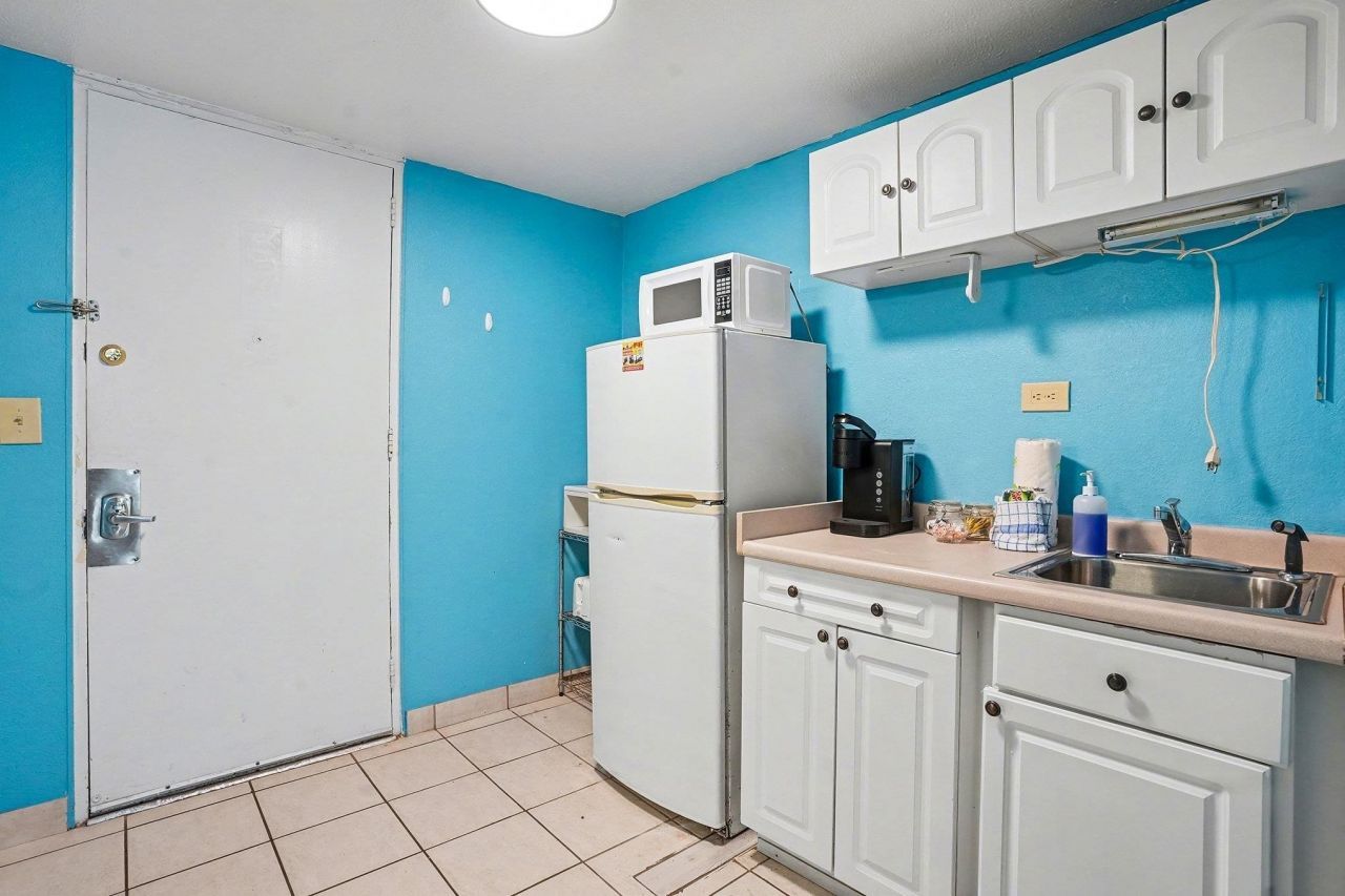 6803 N Ocean Blvd. Photo 5