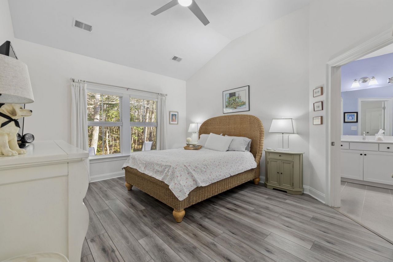 1704 Edgewood Dr. Photo 16