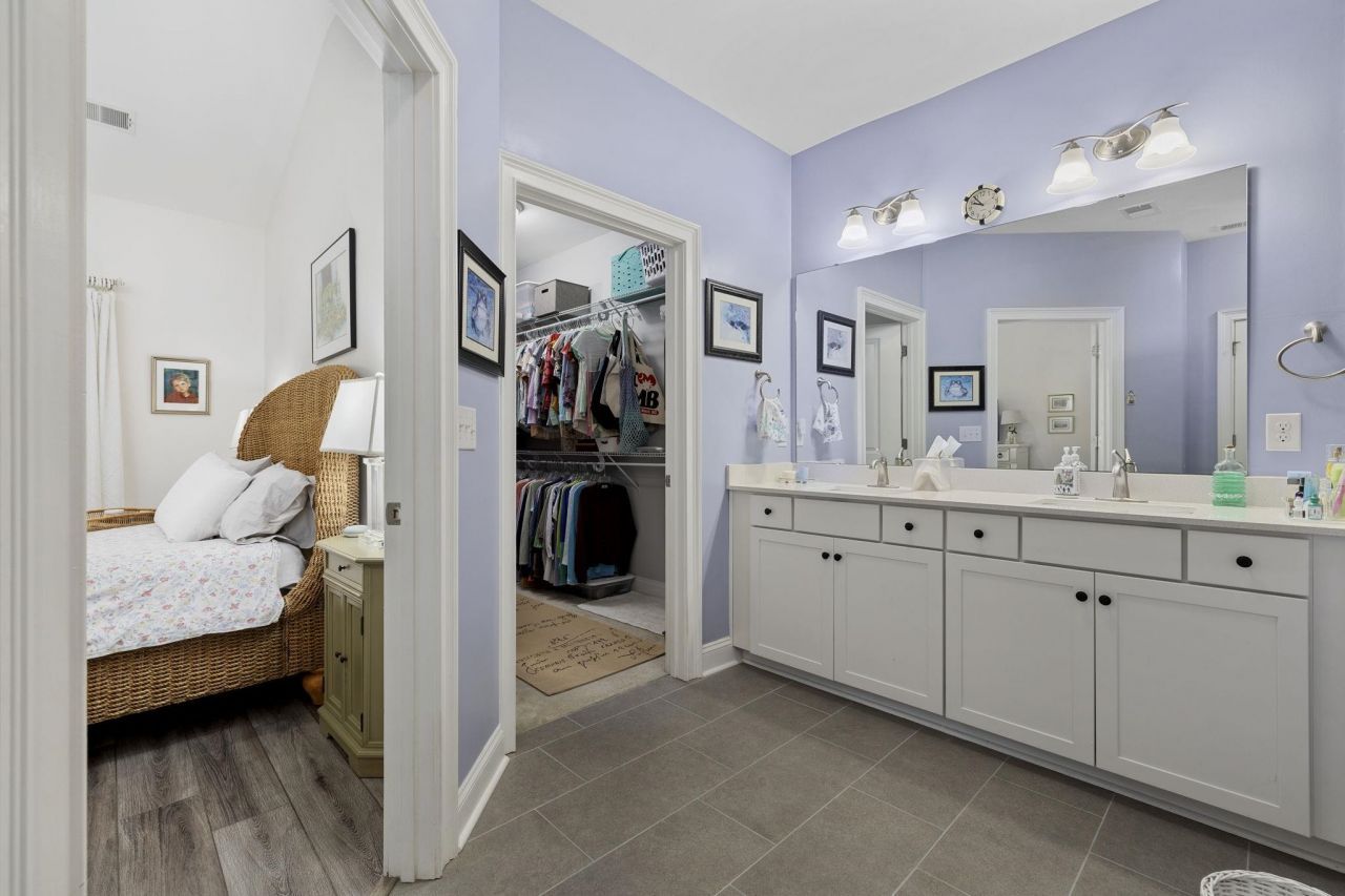 1704 Edgewood Dr. Photo 19