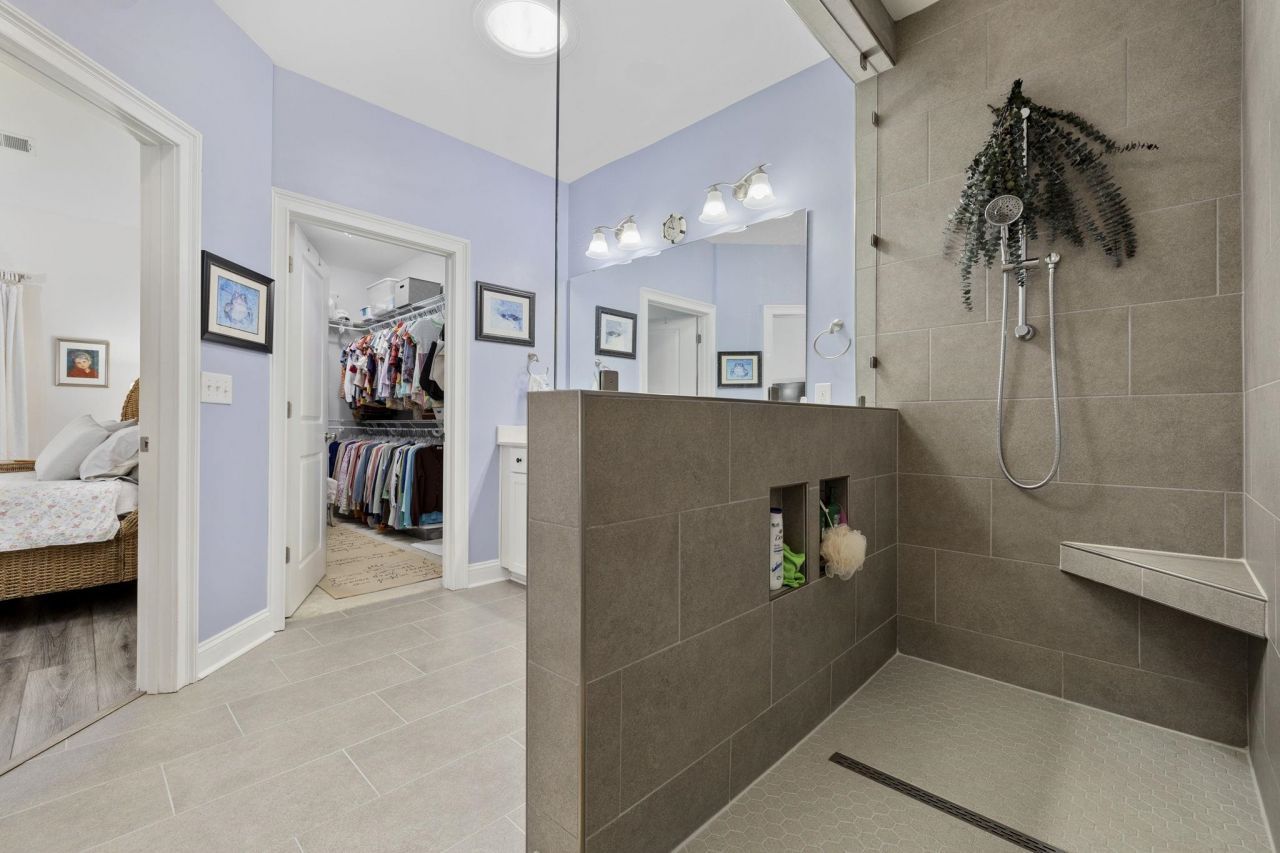 1704 Edgewood Dr. Photo 21