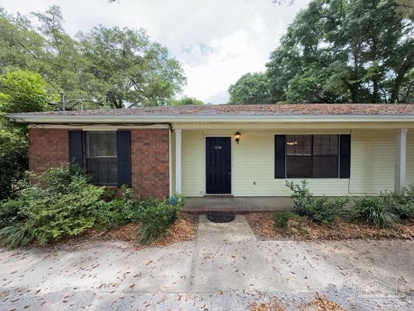 2881 E Johnson Ave, Pensacola, FL 32514