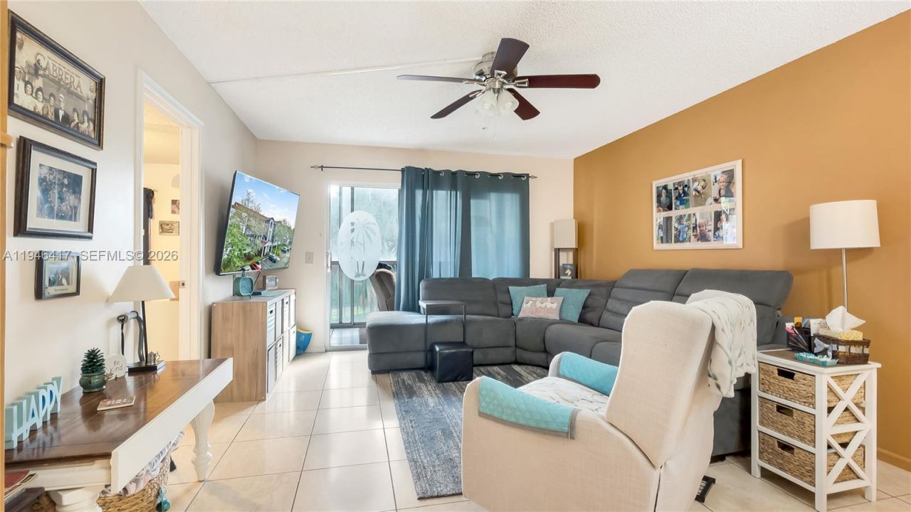 1351 SW 125th Ave, Unit 203S, Pembroke Pines, FL 33027 Photo