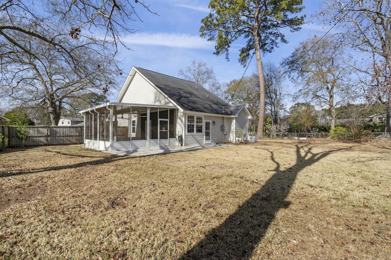 1837 Stonehedge Road Photo 31