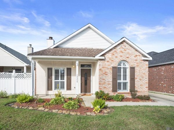 13344 Natchez Ct, Baton Rouge, LA 70810