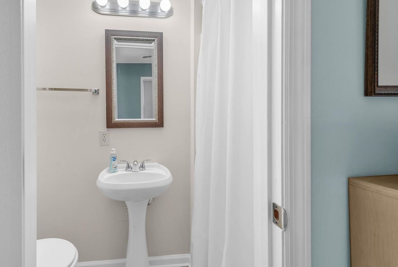 1582 S Waccamaw Dr. Photo 10