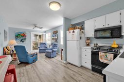 1582 S Waccamaw Dr. photo 4