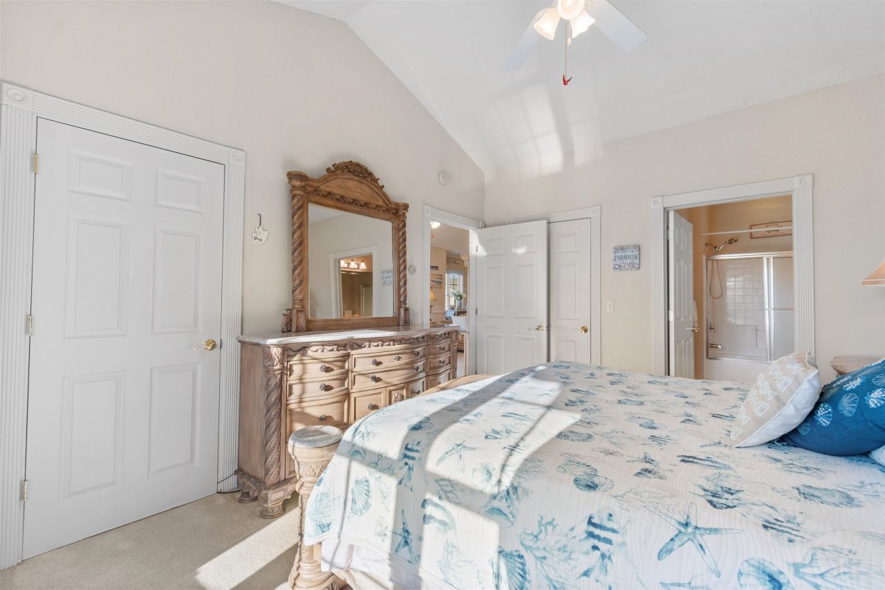 4894 Luster Leaf Circle Photo 17