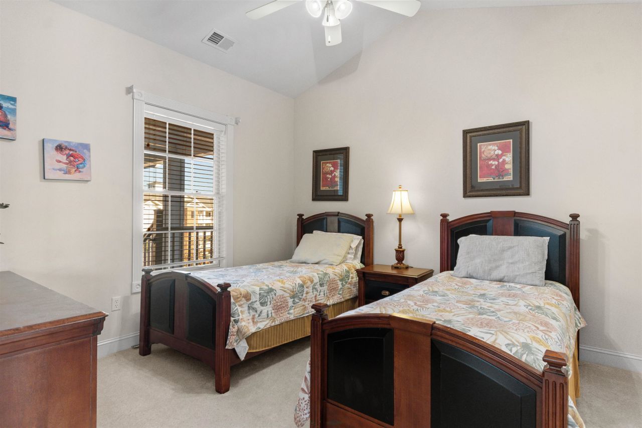 4894 Luster Leaf Circle Photo 22