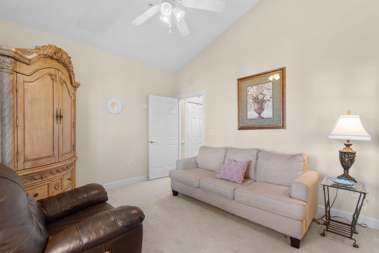 4894 Luster Leaf Circle Photo 25