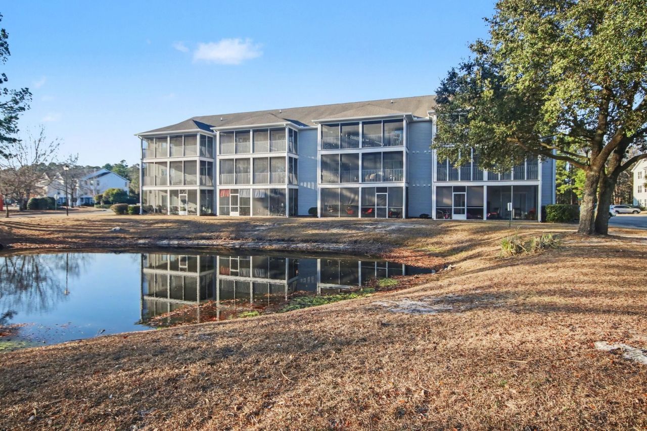 4853 Meadowsweet Dr. Photo 31