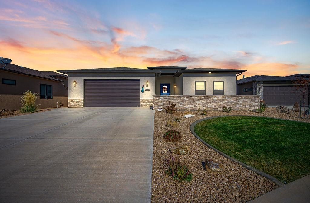 2698 Meadowcrest Court Grand Junction, CO 81506