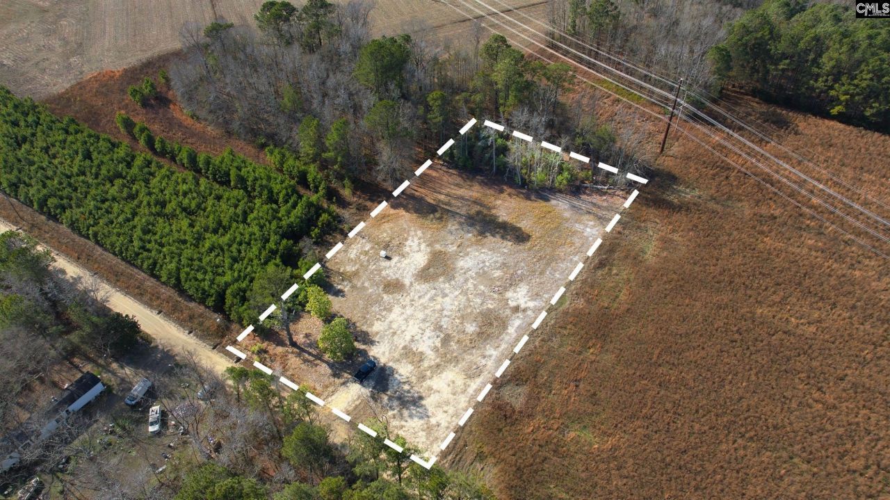 1445 Victory Lane Photo 5