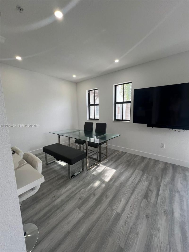 10630 NW 88th St, Unit 201, Doral, FL 33178 Photo
