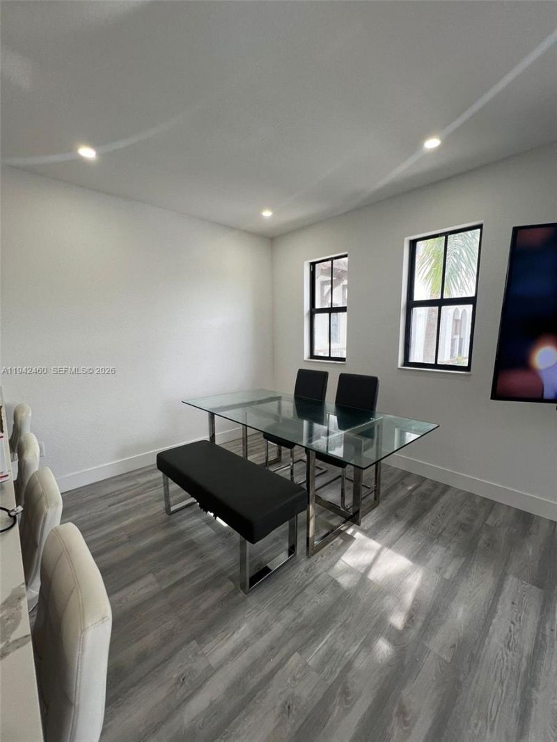 10630 NW 88th St, Unit 201, Doral, FL 33178 Photo
