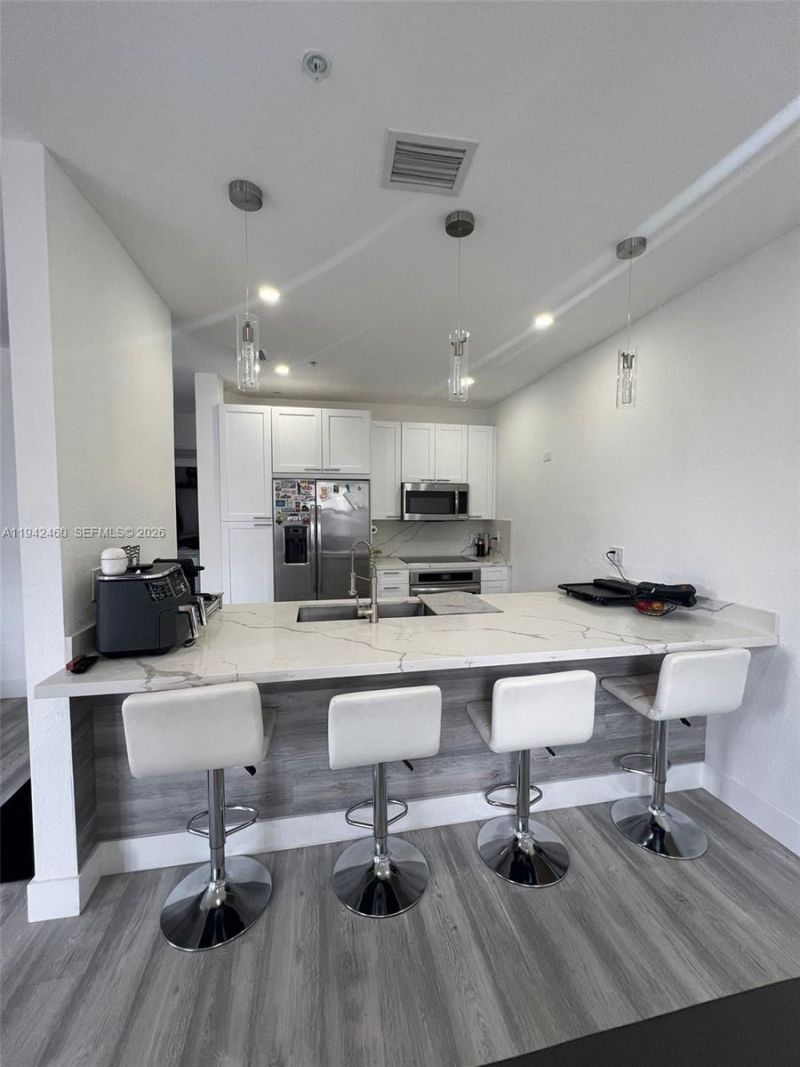 10630 NW 88th St, Unit 201, Doral, FL 33178 Photo