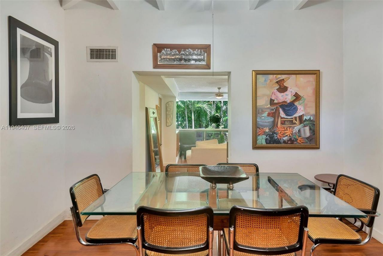 5845 SW 88th St, South Miami, FL 33156 Photo