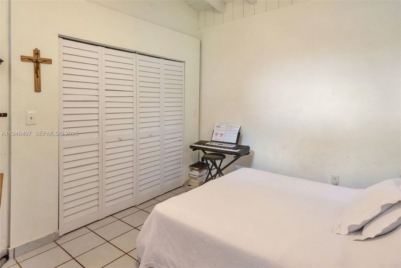 5845 SW 88th St, South Miami, FL 33156 Photo