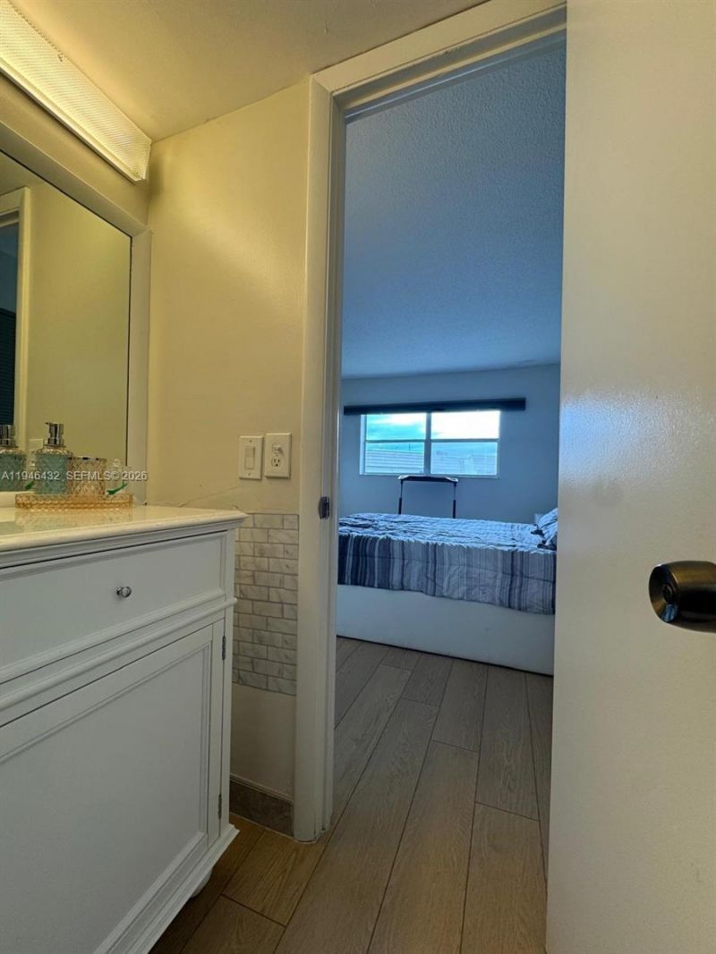 8305 Sunrise Lakes Blvd , Unit 312, Sunrise, FL 33322 Photo