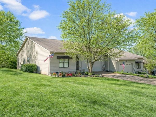 7001 Sawgrass Court , Chattanooga, TN 37416
