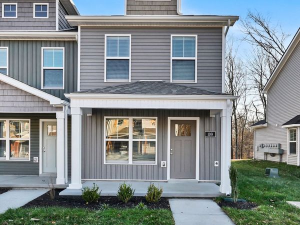 109 Quarry Point Dr , Clarksville, TN 37043