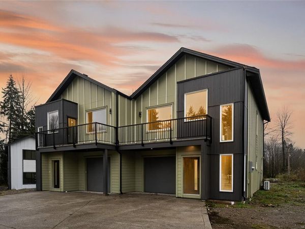 122 Plante Cres, Unit A, Lake Cowichan, BC V0R 2G0