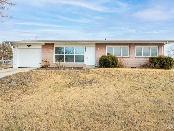 1805 Flicker Drive, Florissant, MO 63031