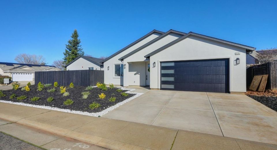 675 Oakshire Dr, Ione, CA 95640 Photo