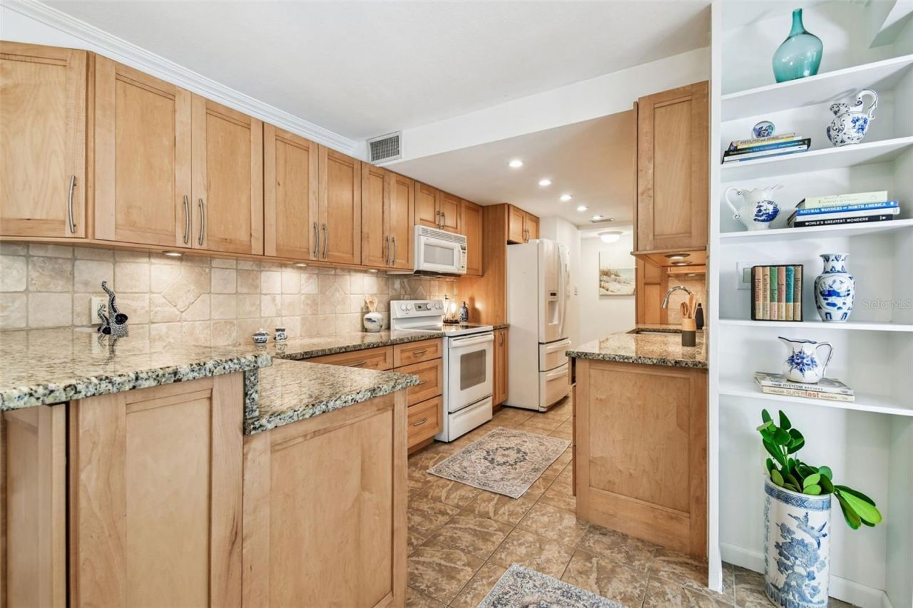 4160 35th Terrace S, Unit C, Saint Petersburg, FL 33711 Photo